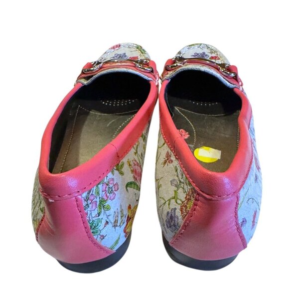Ros Hommerson Floral Leather Loafers With Silver Buckle Accent Size 8.5 - Picture 4 of 10